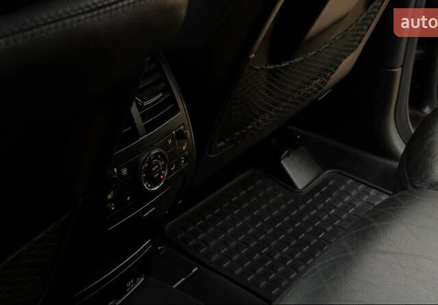 Черный Мерседес М-Класс, объемом двигателя 3.5 л и пробегом 220 тыс. км за 9750 $, фото 13 на Automoto.ua