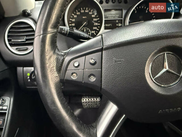 Черный Мерседес М-Класс, объемом двигателя 2.99 л и пробегом 380 тыс. км за 12300 $, фото 11 на Automoto.ua