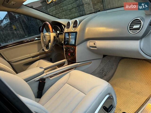 Черный Мерседес М-Класс, объемом двигателя 3.5 л и пробегом 236 тыс. км за 7700 $, фото 49 на Automoto.ua