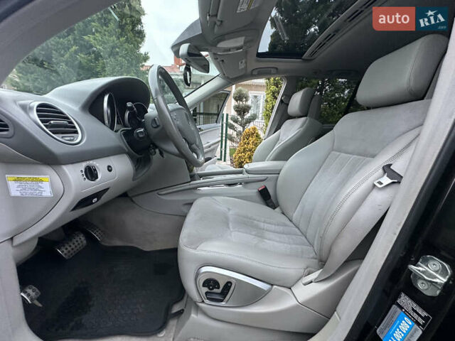 Черный Мерседес М-Класс, объемом двигателя 3.5 л и пробегом 200 тыс. км за 10300 $, фото 52 на Automoto.ua