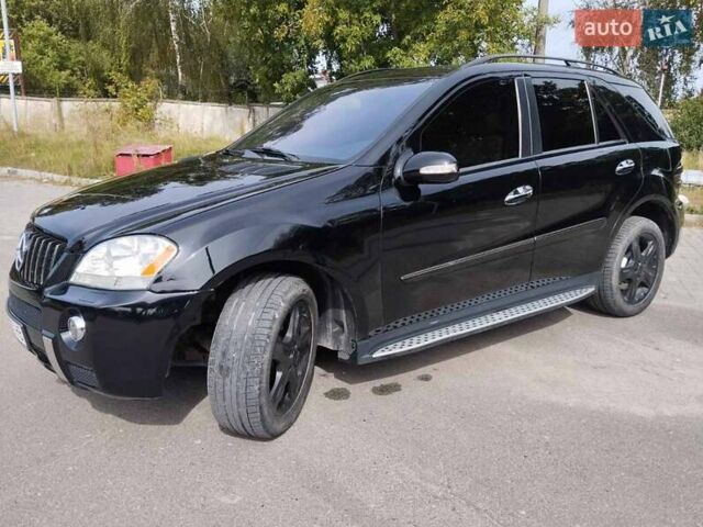 Черный Мерседес М-Класс, объемом двигателя 5.5 л и пробегом 238 тыс. км за 11300 $, фото 29 на Automoto.ua