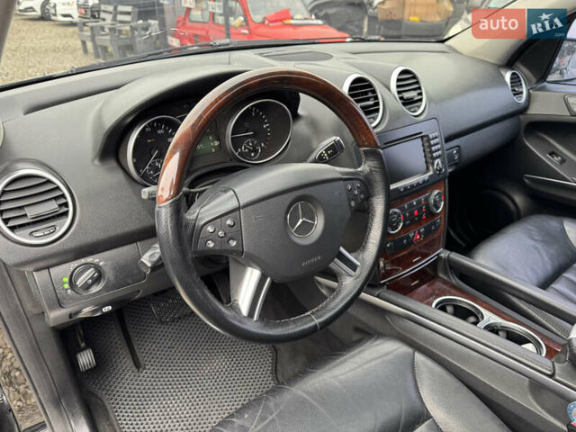 Черный Мерседес М-Класс, объемом двигателя 2.99 л и пробегом 327 тыс. км за 11300 $, фото 20 на Automoto.ua