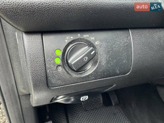 Черный Мерседес М-Класс, объемом двигателя 2.99 л и пробегом 327 тыс. км за 11300 $, фото 19 на Automoto.ua