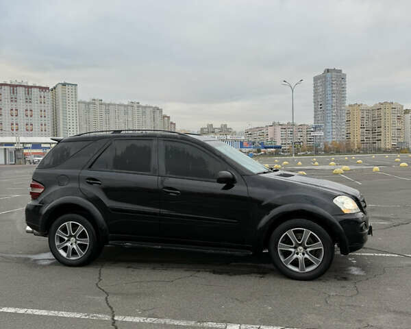 Черный Мерседес М-Класс, объемом двигателя 3.5 л и пробегом 277 тыс. км за 9000 $, фото 19 на Automoto.ua