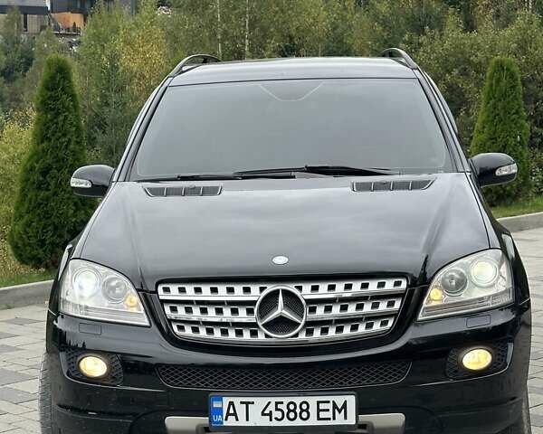 Мерседес М-Класс 2007 в Косове на Automoto.ua Черный Мерседес М-Класс, объемом двигателя 3 л и пробегом 420 тыс. км за 11700 $, фото 8 на Automoto.ua