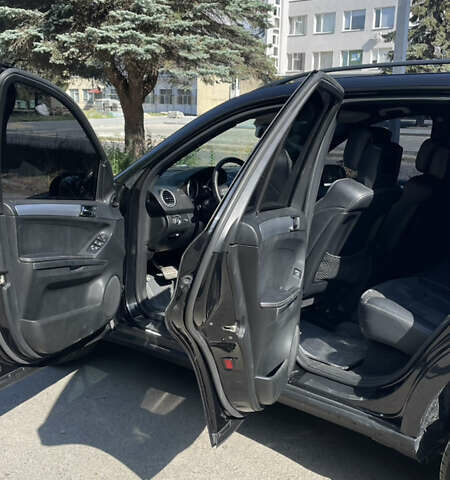 Чорний Мерседес М-Клас, об'ємом двигуна 3 л та пробігом 296 тис. км за 10600 $, фото 10 на Automoto.ua