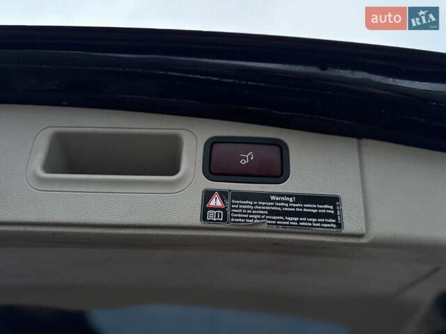 Черный Мерседес М-Класс, объемом двигателя 3.5 л и пробегом 236 тыс. км за 7700 $, фото 65 на Automoto.ua