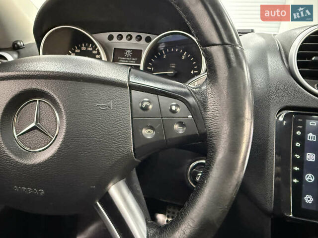Черный Мерседес М-Класс, объемом двигателя 2.99 л и пробегом 380 тыс. км за 12300 $, фото 10 на Automoto.ua