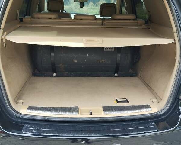 Черный Мерседес М-Класс, объемом двигателя 5.46 л и пробегом 239 тыс. км за 10800 $, фото 18 на Automoto.ua