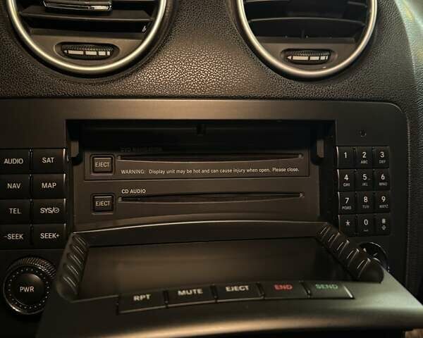 Черный Мерседес М-Класс, объемом двигателя 3.5 л и пробегом 342 тыс. км за 10000 $, фото 18 на Automoto.ua