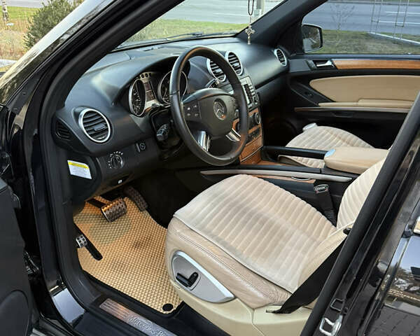 Черный Мерседес М-Класс, объемом двигателя 3.5 л и пробегом 360 тыс. км за 12000 $, фото 2 на Automoto.ua