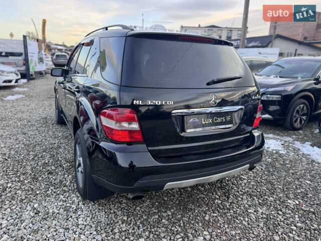 Чорний Мерседес М-Клас, об'ємом двигуна 2.99 л та пробігом 378 тис. км за 9999 $, фото 7 на Automoto.ua