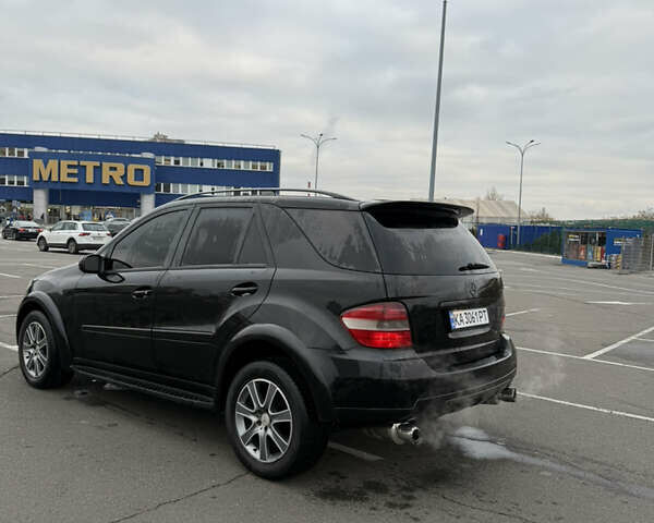 Черный Мерседес М-Класс, объемом двигателя 3.5 л и пробегом 277 тыс. км за 9000 $, фото 10 на Automoto.ua