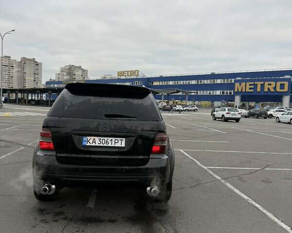 Черный Мерседес М-Класс, объемом двигателя 3.5 л и пробегом 277 тыс. км за 9000 $, фото 12 на Automoto.ua