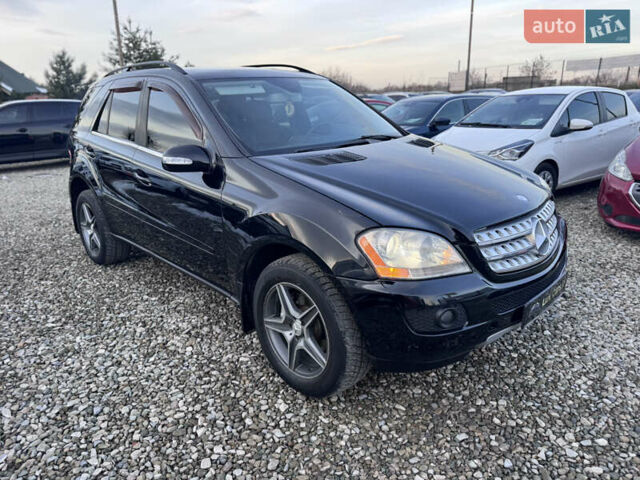 Чорний Мерседес М-Клас, об'ємом двигуна 2.99 л та пробігом 378 тис. км за 9999 $, фото 17 на Automoto.ua