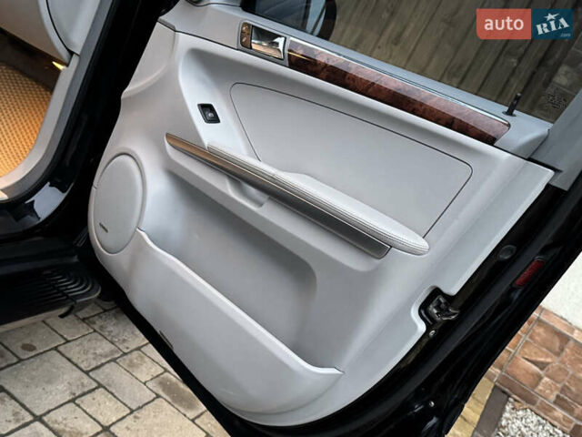 Черный Мерседес М-Класс, объемом двигателя 3.5 л и пробегом 236 тыс. км за 7700 $, фото 42 на Automoto.ua