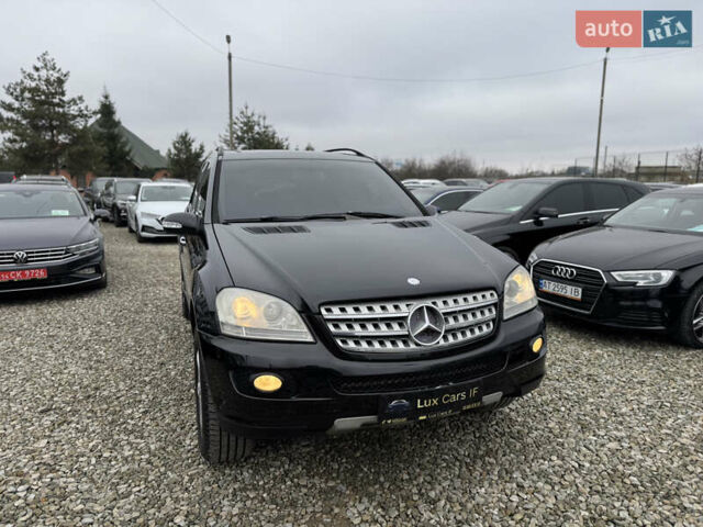 Черный Мерседес М-Класс, объемом двигателя 2.99 л и пробегом 327 тыс. км за 11300 $, фото 3 на Automoto.ua