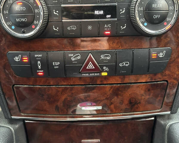 Черный Мерседес М-Класс, объемом двигателя 4.97 л и пробегом 277 тыс. км за 9900 $, фото 25 на Automoto.ua