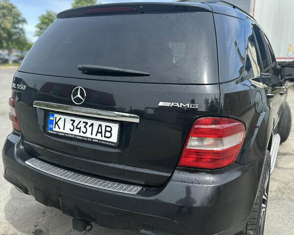 Чорний Мерседес М-Клас, об'ємом двигуна 5.5 л та пробігом 263 тис. км за 11999 $, фото 4 на Automoto.ua