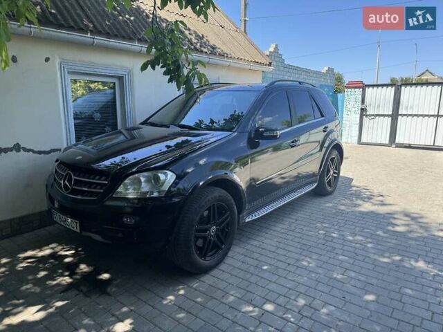 Чорний Мерседес М-Клас, об'ємом двигуна 3.5 л та пробігом 320 тис. км за 10200 $, фото 5 на Automoto.ua