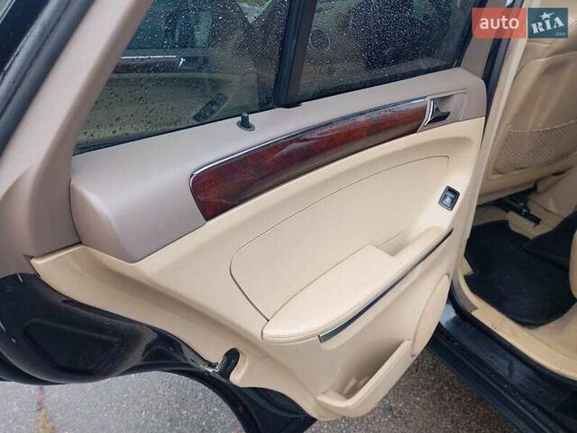 Черный Мерседес М-Класс, объемом двигателя 2.99 л и пробегом 281 тыс. км за 11000 $, фото 10 на Automoto.ua