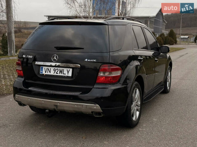 Черный Мерседес М-Класс, объемом двигателя 3 л и пробегом 275 тыс. км за 7900 $, фото 35 на Automoto.ua