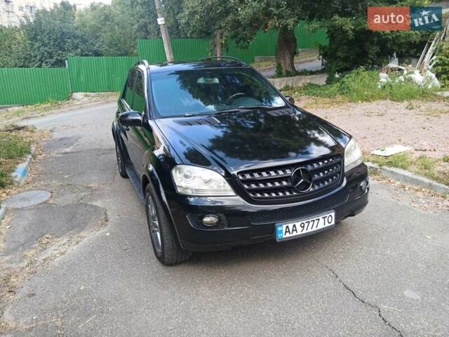 Чорний Мерседес М-Клас, об'ємом двигуна 3.5 л та пробігом 277 тис. км за 7900 $, фото 18 на Automoto.ua