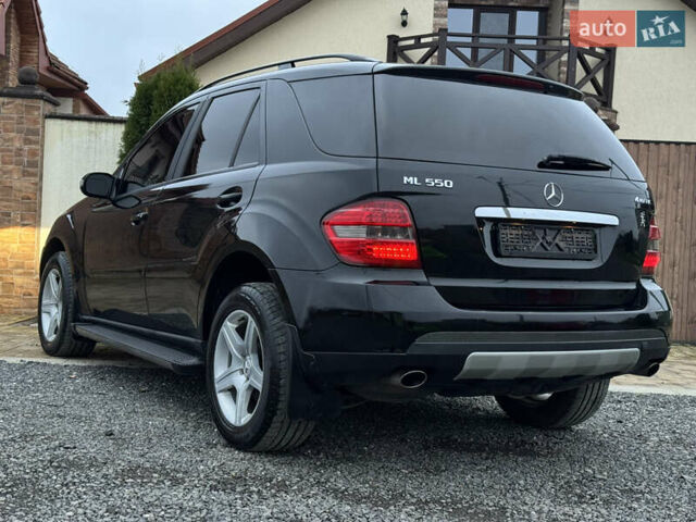 Черный Мерседес М-Класс, объемом двигателя 3.5 л и пробегом 236 тыс. км за 7700 $, фото 16 на Automoto.ua