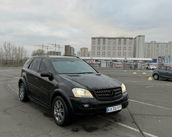 Черный Мерседес М-Класс, объемом двигателя 3.5 л и пробегом 277 тыс. км за 9000 $, фото 22 на Automoto.ua