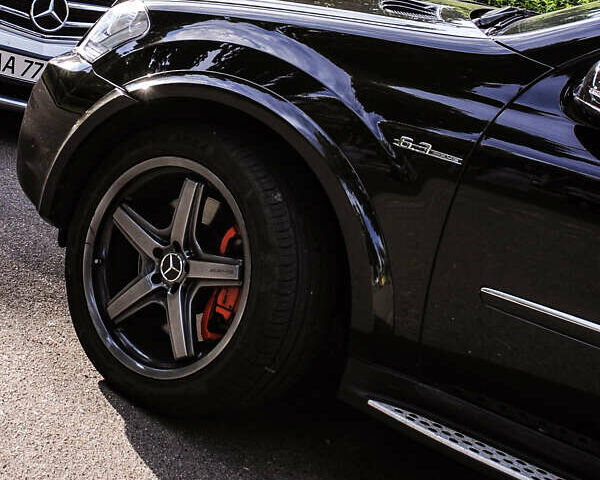 Чорний Мерседес М-Клас, об'ємом двигуна 6.2 л та пробігом 220 тис. км за 12999 $, фото 3 на Automoto.ua