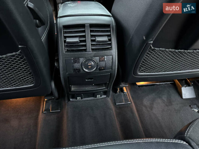 Черный Мерседес М-Класс, объемом двигателя 3 л и пробегом 275 тыс. км за 7900 $, фото 76 на Automoto.ua