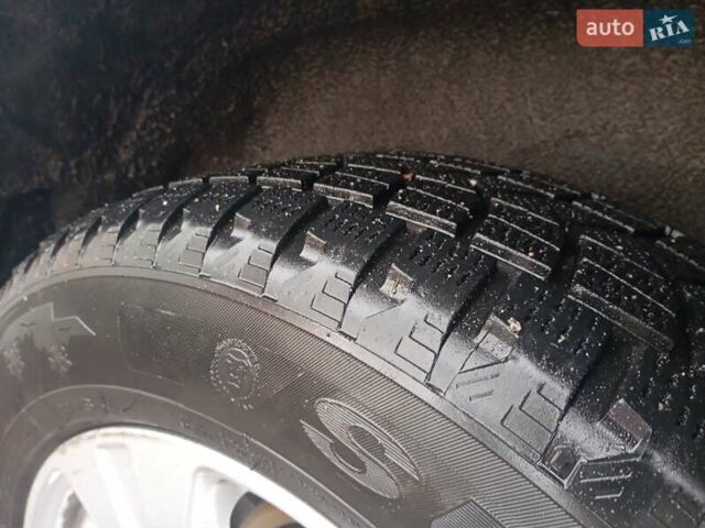 Черный Мерседес М-Класс, объемом двигателя 2.99 л и пробегом 281 тыс. км за 11000 $, фото 13 на Automoto.ua