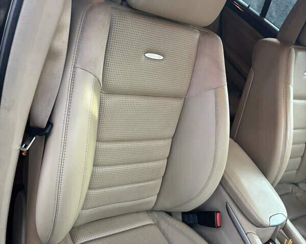 Черный Мерседес М-Класс, объемом двигателя 6.3 л и пробегом 148 тыс. км за 12500 $, фото 24 на Automoto.ua