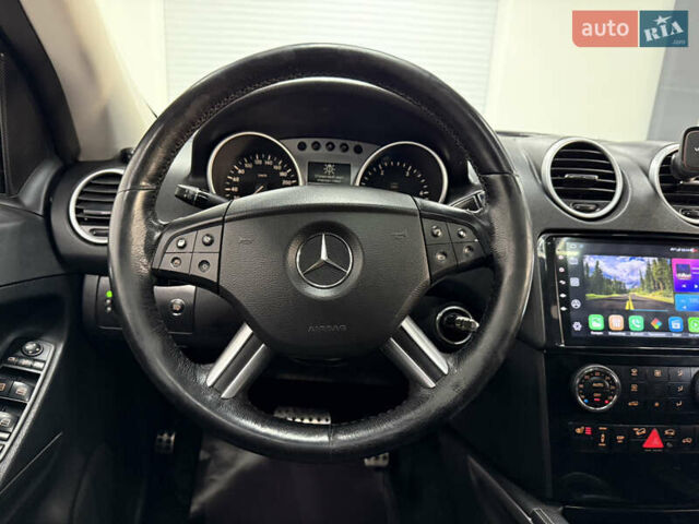 Черный Мерседес М-Класс, объемом двигателя 2.99 л и пробегом 380 тыс. км за 12300 $, фото 9 на Automoto.ua