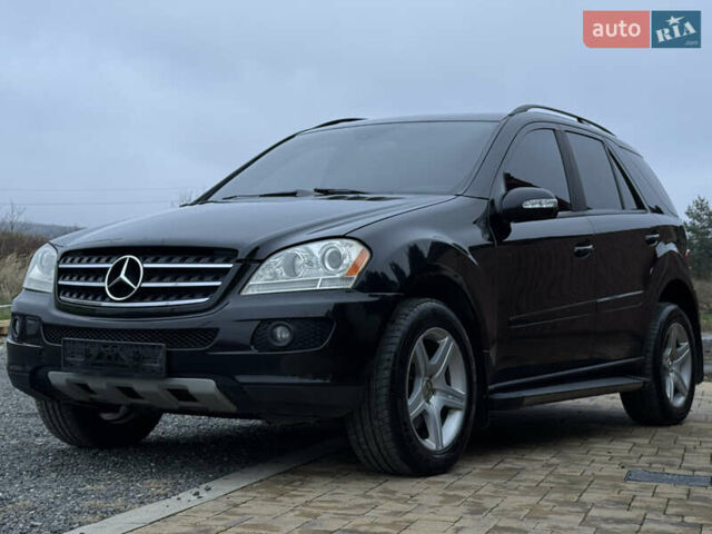 Черный Мерседес М-Класс, объемом двигателя 3.5 л и пробегом 236 тыс. км за 7700 $, фото 25 на Automoto.ua