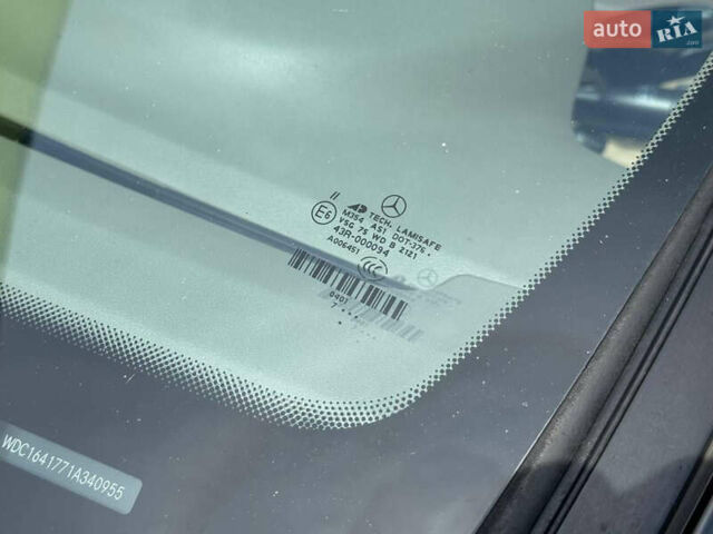 Чорний Мерседес М-Клас, об'ємом двигуна 6.3 л та пробігом 220 тис. км за 10700 $, фото 10 на Automoto.ua