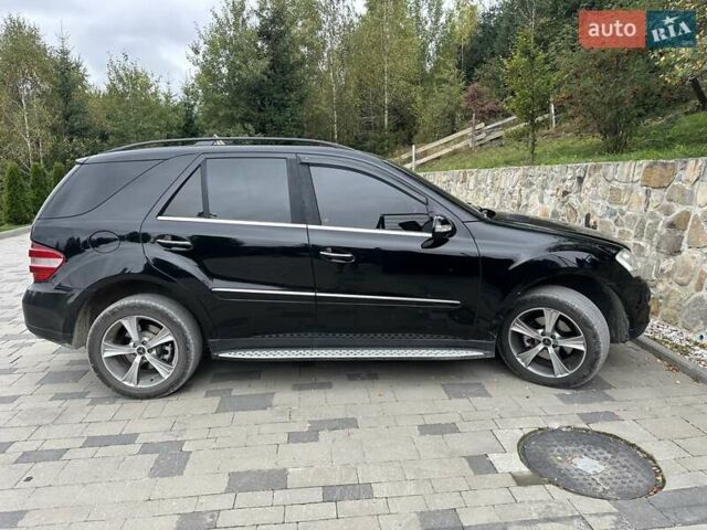 Мерседес М-Класс 2007 в Косове на Automoto.ua Черный Мерседес М-Класс, объемом двигателя 3 л и пробегом 420 тыс. км за 11700 $, фото 24 на Automoto.ua