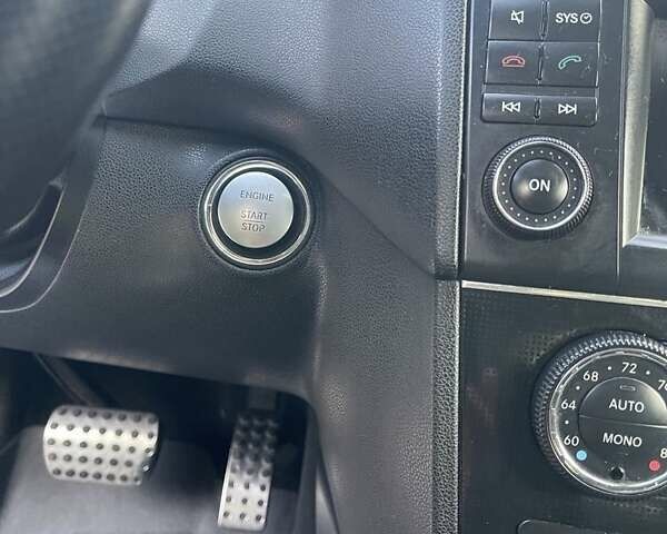 Чорний Мерседес М-Клас, об'ємом двигуна 3.5 л та пробігом 70 тис. км за 11000 $, фото 8 на Automoto.ua