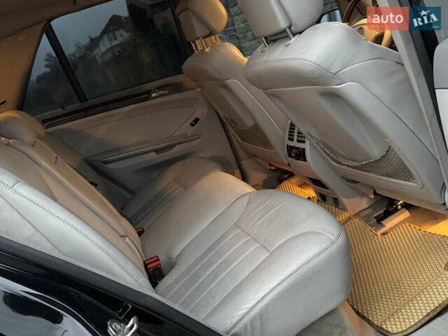 Черный Мерседес М-Класс, объемом двигателя 3.5 л и пробегом 236 тыс. км за 7700 $, фото 43 на Automoto.ua