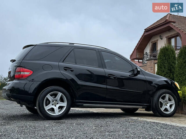 Черный Мерседес М-Класс, объемом двигателя 3.5 л и пробегом 236 тыс. км за 7700 $, фото 33 на Automoto.ua