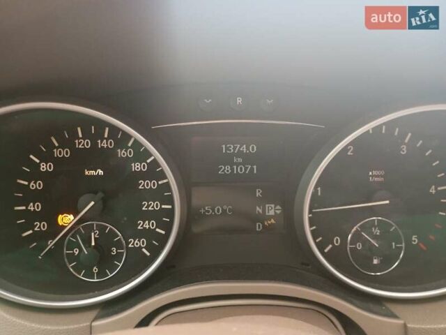 Черный Мерседес М-Класс, объемом двигателя 2.99 л и пробегом 281 тыс. км за 11000 $, фото 15 на Automoto.ua