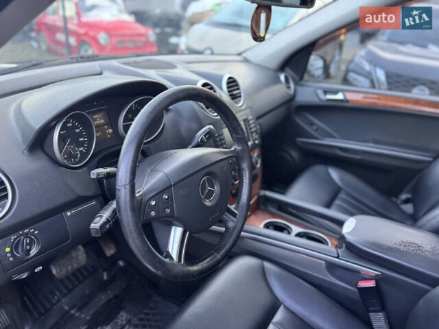Чорний Мерседес М-Клас, об'ємом двигуна 2.99 л та пробігом 378 тис. км за 9999 $, фото 24 на Automoto.ua