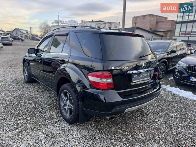 Чорний Мерседес М-Клас, об'ємом двигуна 2.99 л та пробігом 378 тис. км за 9999 $, фото 6 на Automoto.ua