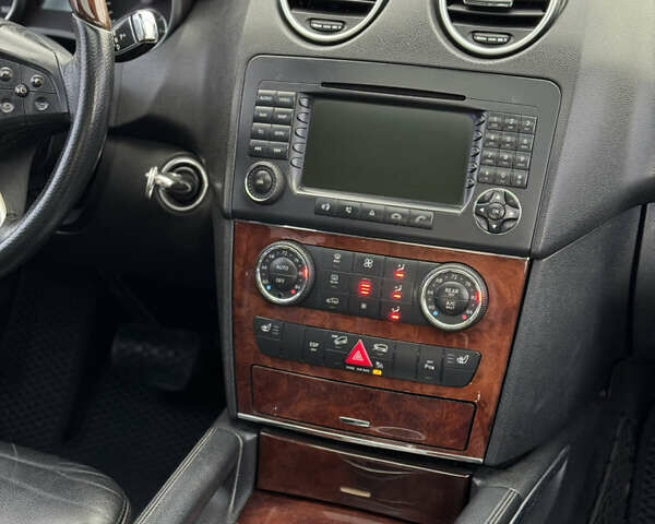 Черный Мерседес М-Класс, объемом двигателя 2.99 л и пробегом 327 тыс. км за 11300 $, фото 36 на Automoto.ua