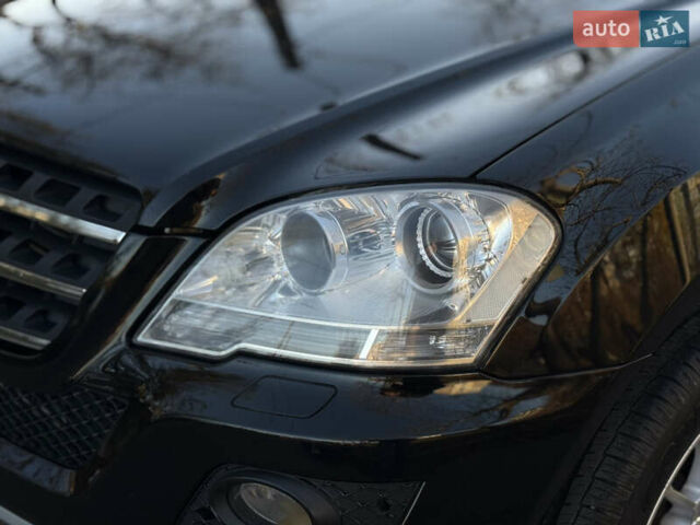 Чорний Мерседес М-Клас, об'ємом двигуна 2.99 л та пробігом 276 тис. км за 15799 $, фото 3 на Automoto.ua