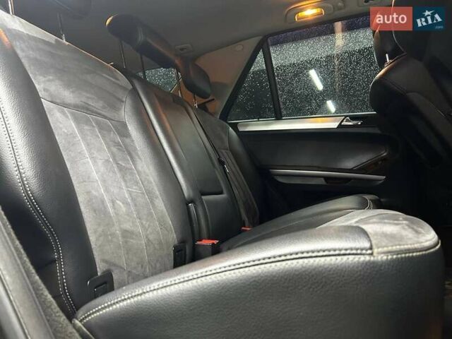 Чорний Мерседес М-Клас, об'ємом двигуна 2.99 л та пробігом 256 тис. км за 14800 $, фото 13 на Automoto.ua