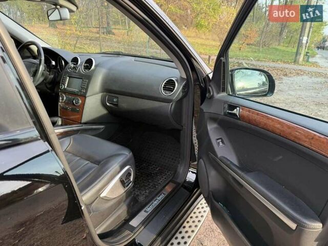 Чорний Мерседес М-Клас, об'ємом двигуна 3.5 л та пробігом 207 тис. км за 14600 $, фото 17 на Automoto.ua