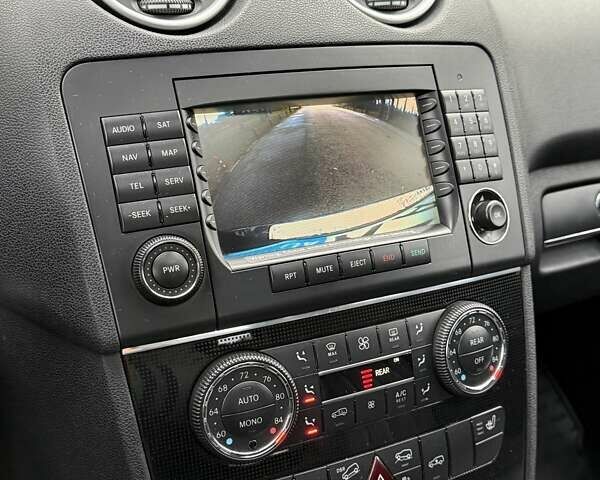 Черный Мерседес М-Класс, объемом двигателя 3.5 л и пробегом 174 тыс. км за 10950 $, фото 53 на Automoto.ua