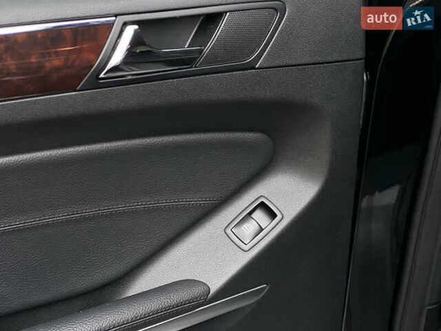 Черный Мерседес М-Класс, объемом двигателя 3.5 л и пробегом 265 тыс. км за 14300 $, фото 43 на Automoto.ua