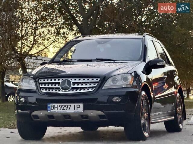 Мерседес М-Класс 2008 в Одессе на Automoto.ua Черный Мерседес М-Класс, объемом двигателя 3.5 л и пробегом 247 тыс. км за 10800 $, фото 3 на Automoto.ua